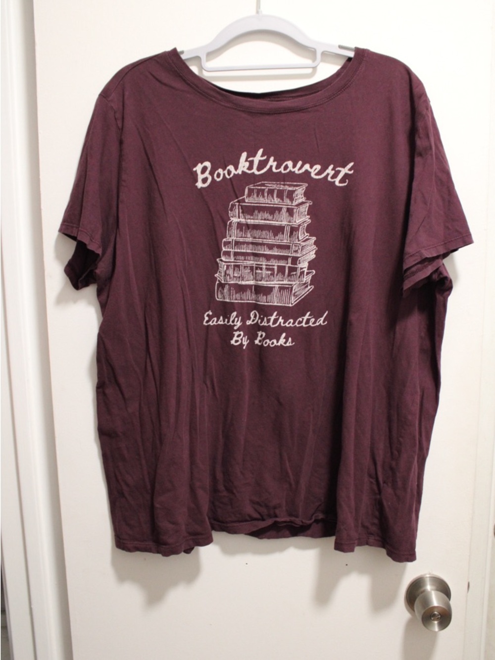 torrid Plum Graphic 'Booktrovert' Short Sleeve Tee